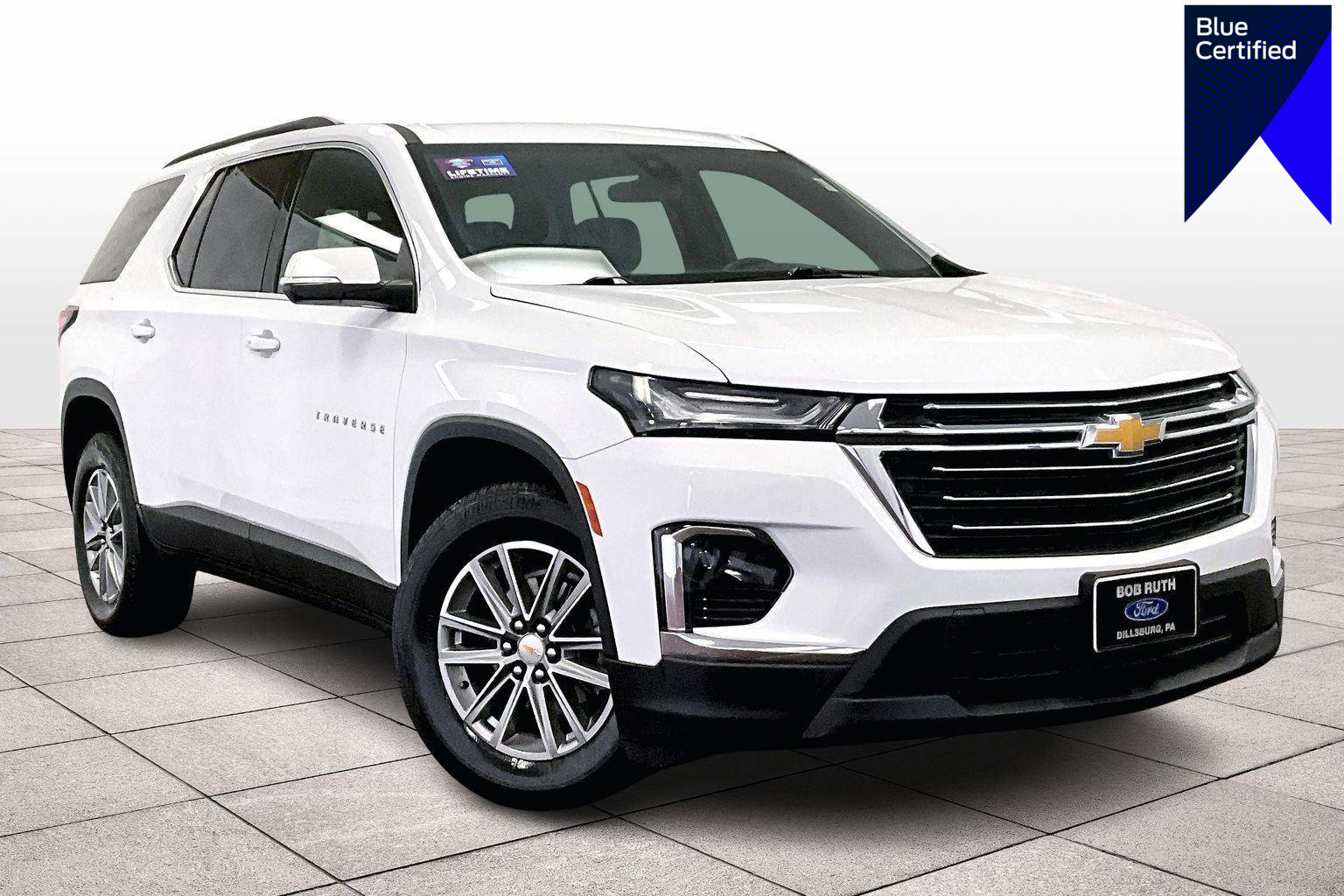 Used 2023 Chevrolet Traverse LT image 1