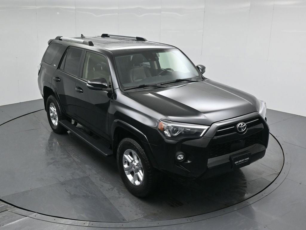 Used 2023 Toyota 4Runner SR5 Premium w/ Moonroof Package image 4