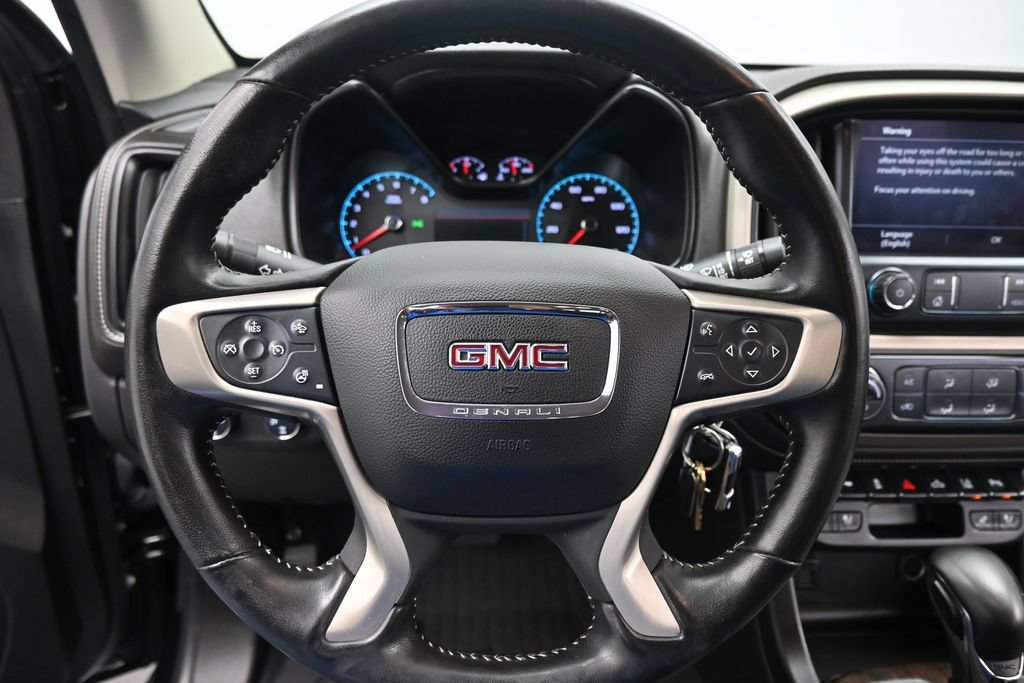 Used 2022 GMC Canyon Denali AWD/4WD image 16