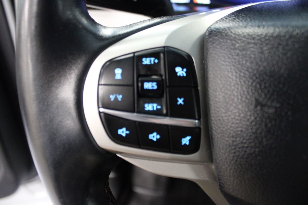 Certified 2025 Ford Explorer Active w/ Active Comfort Package AWD/4WD image 19