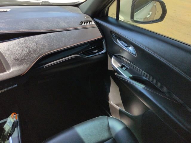 Used 2022 Cadillac XT4 Sport w/ Safety Alert Package image 19