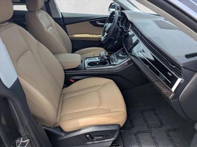 Used 2022 Audi Q8 Premium Plus AWD/4WD image 22