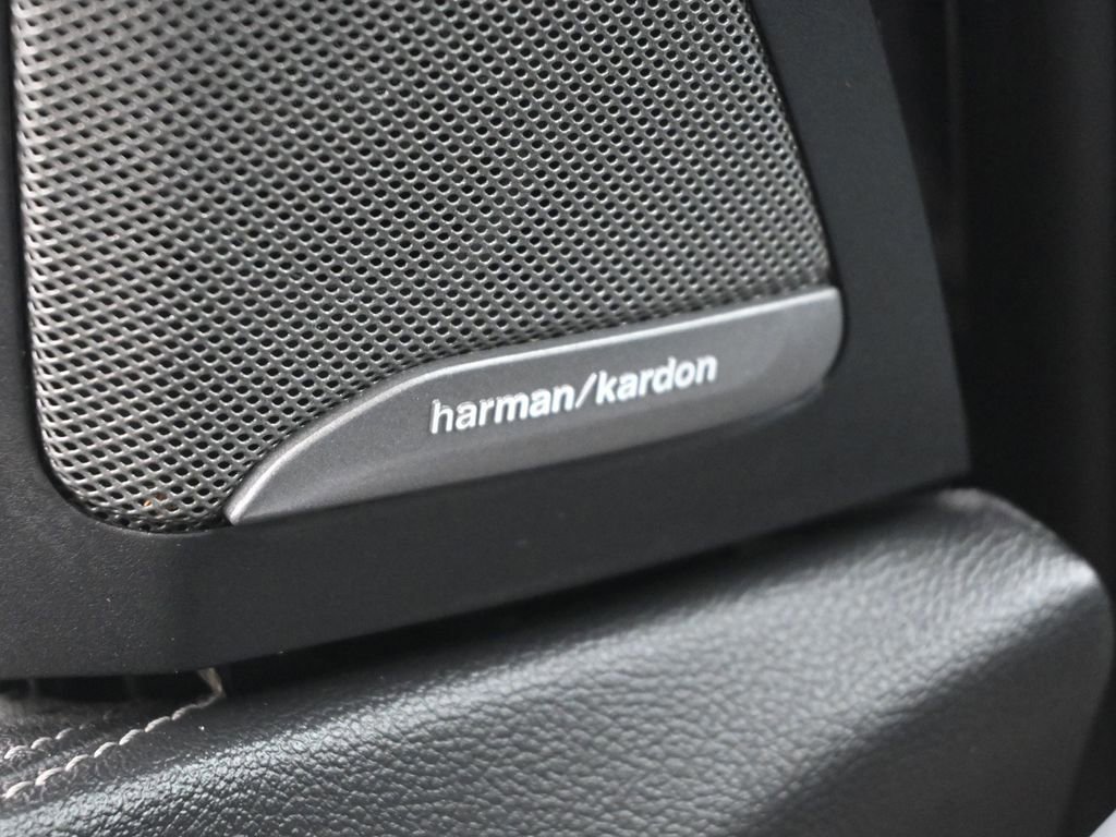 Used 2022 BMW X5 M50i w/ Executive Package image 48