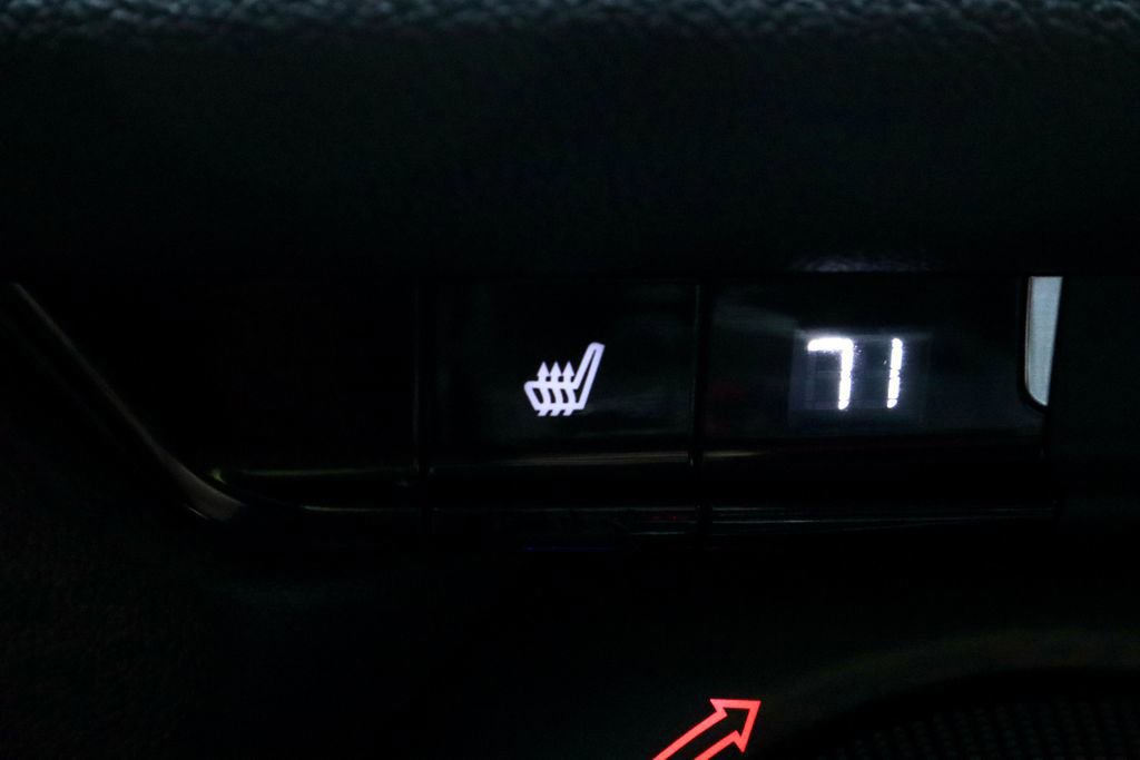 Used 2024 Chevrolet Blazer LT w/ Midnight/Sport Edition image 11