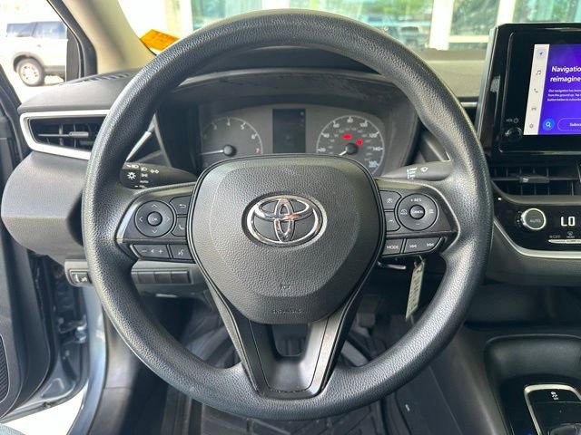 Used 2023 Toyota Corolla LE FWD image 18