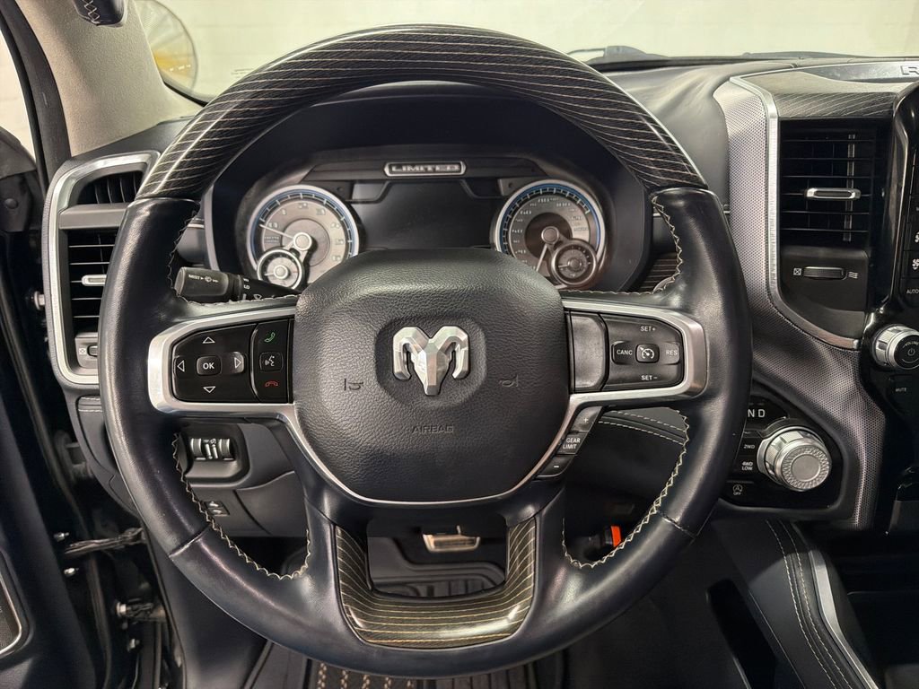Used 2022 RAM 1500 Limited AWD/4WD image 18
