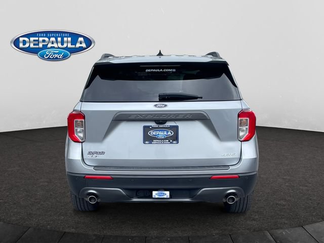 Certified 2023 Ford Explorer XLT w/ Equipment Group 202A AWD/4WD image 5