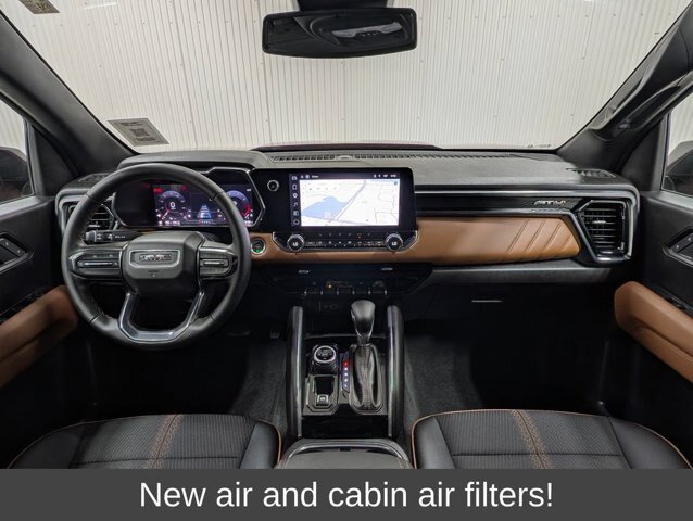Used 2026 GMC Canyon AT4 AWD/4WD image 3