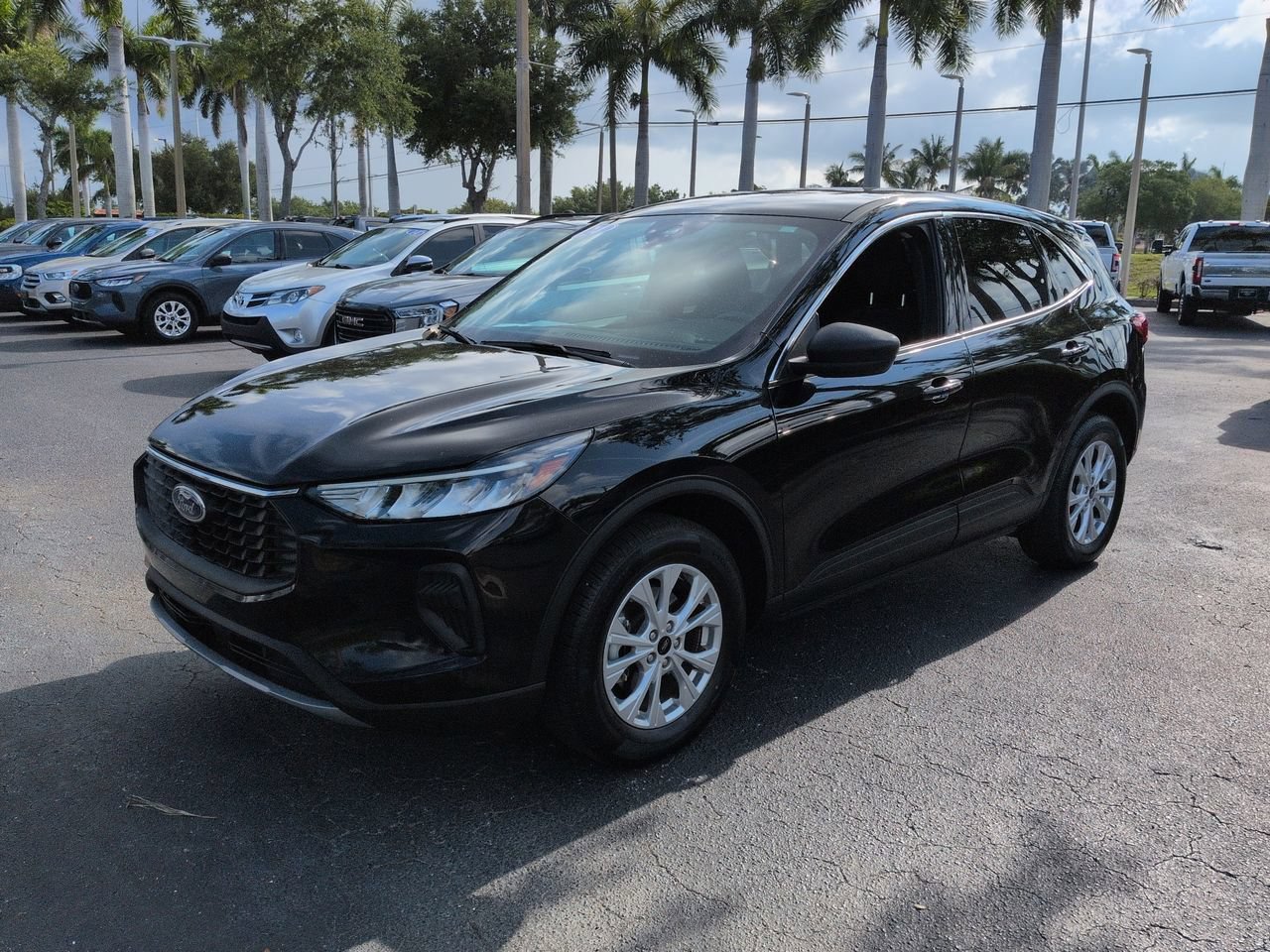 Certified 2024 Ford Escape Active AWD/4WD image 8