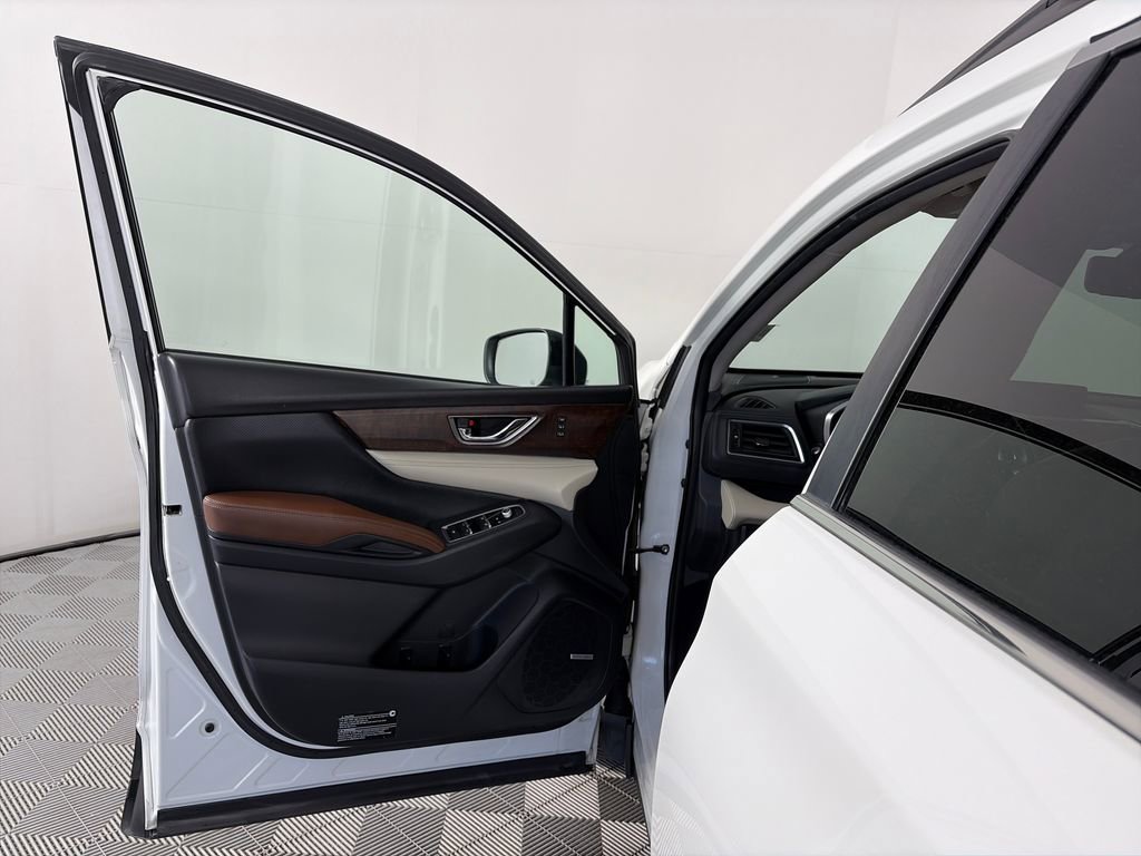 Used 2019 Subaru Ascent Touring AWD/4WD image 10