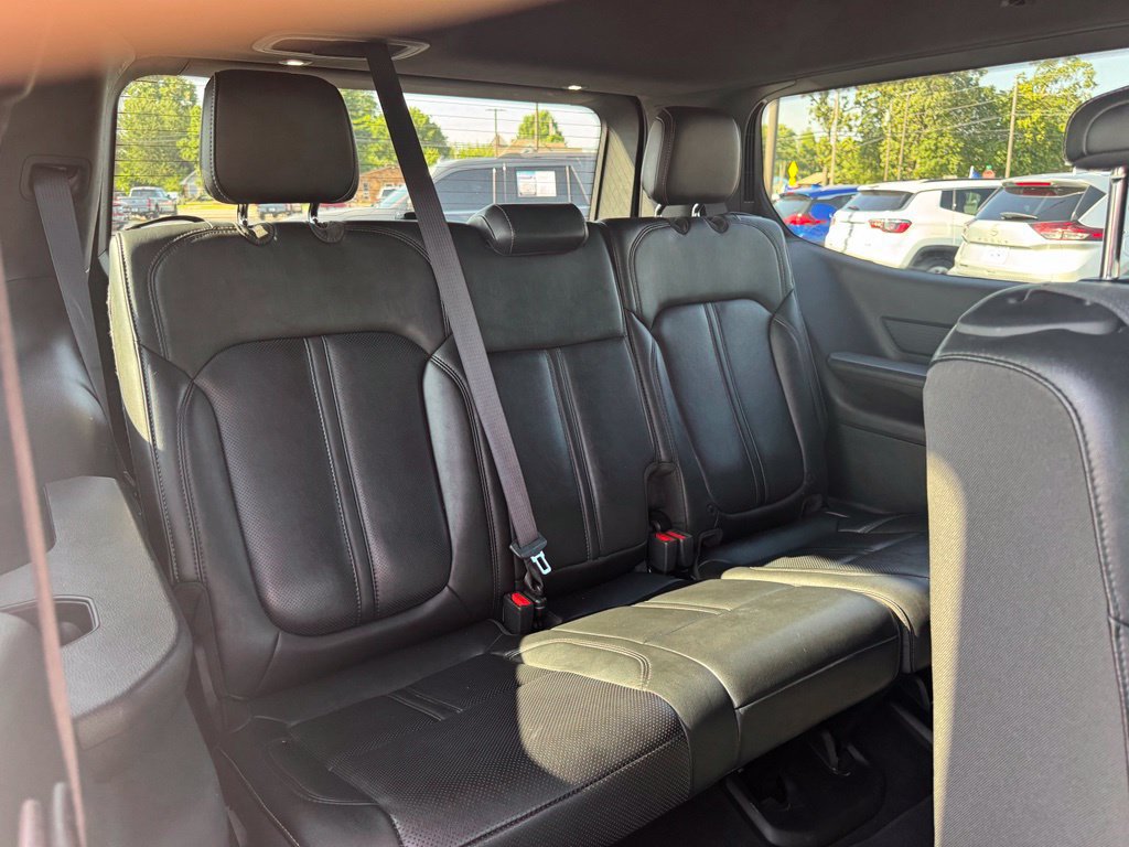 Used 2023 Jeep Wagoneer Series III w/ Preferred Equipment Group AWD/4WD image 20