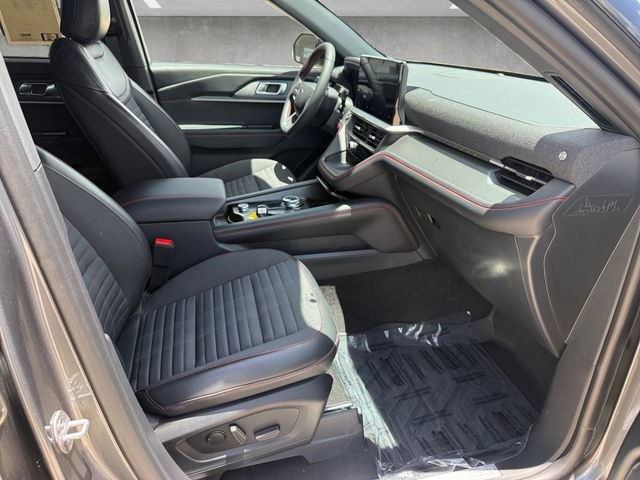 Certified 2025 Ford Explorer ST-Line w/ Premium Package RWD image 25