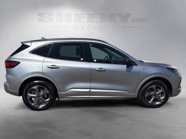 Certified 2024 Ford Escape ST-Line w/ Tech Pack #1 AWD/4WD image 10