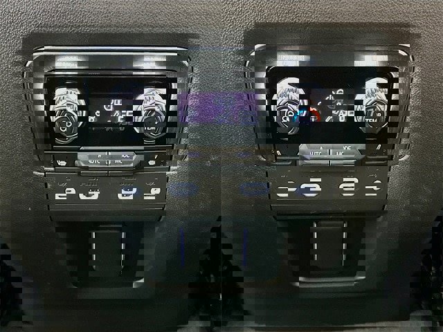 Used 2023 GMC Yukon Denali Ultimate image 13