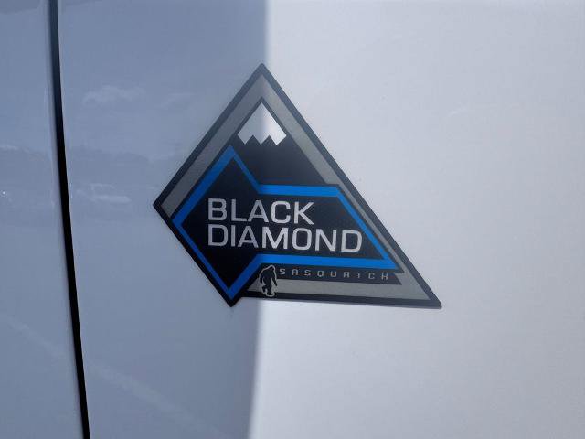 Certified 2023 Ford Bronco Black Diamond w/ Sasquatch Package AWD/4WD image 10