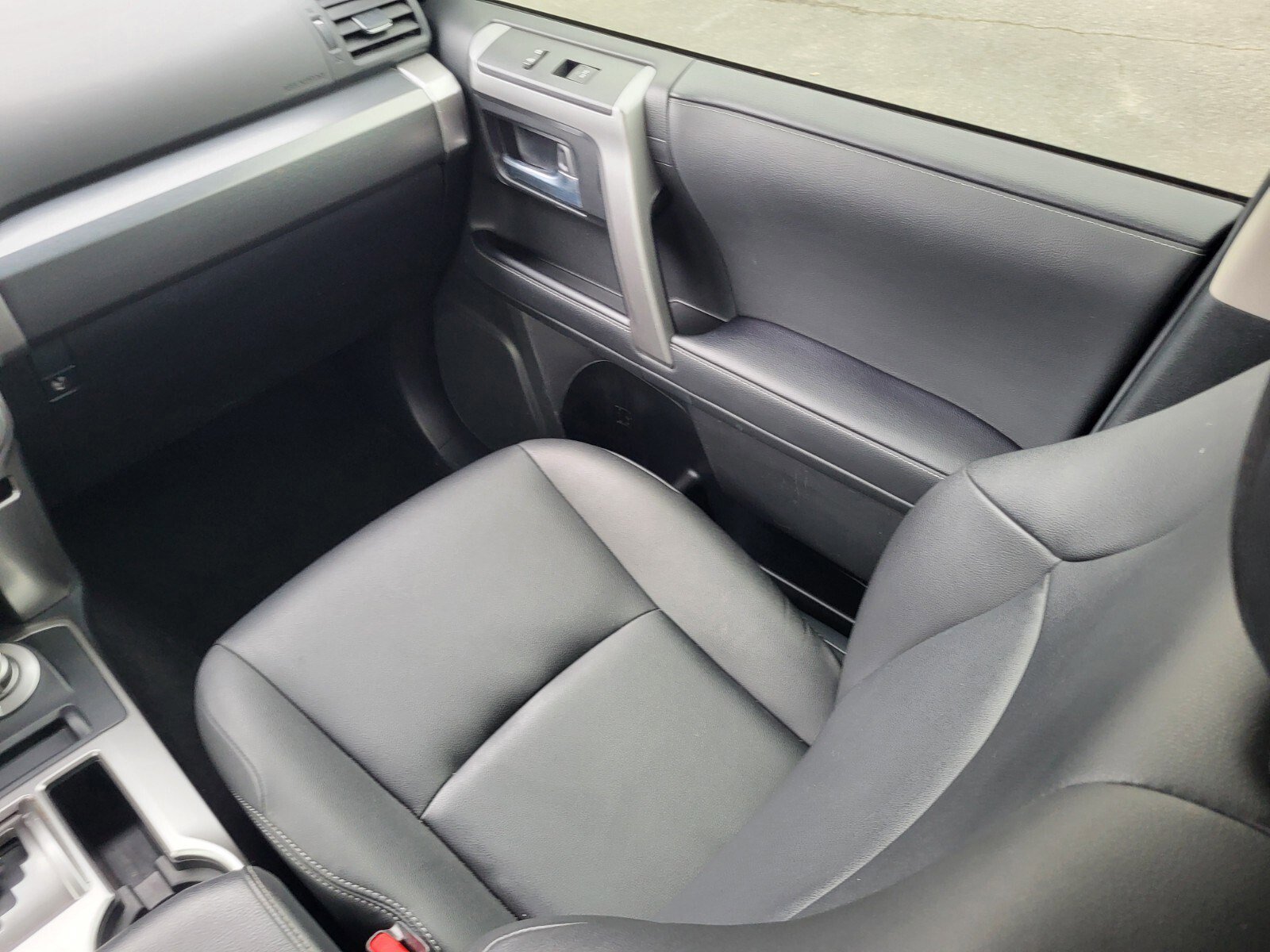 Used 2023 Toyota 4Runner TRD Sport AWD/4WD image 16