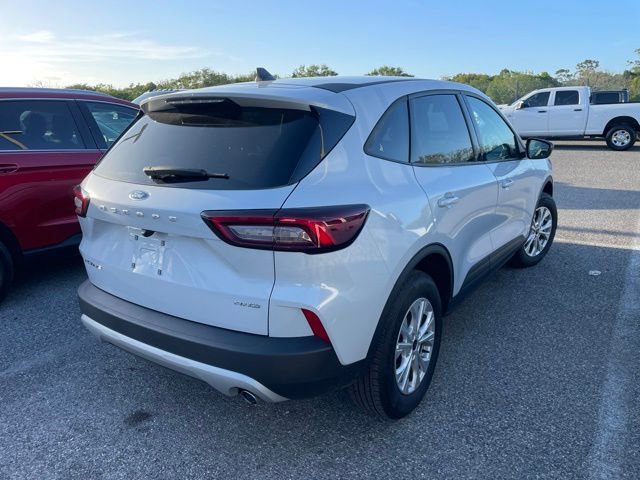 Certified 2025 Ford Escape Active image 3
