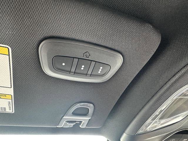 Used 2023 Jeep Compass Latitude w/ Sun and Sound Group AWD/4WD image 34