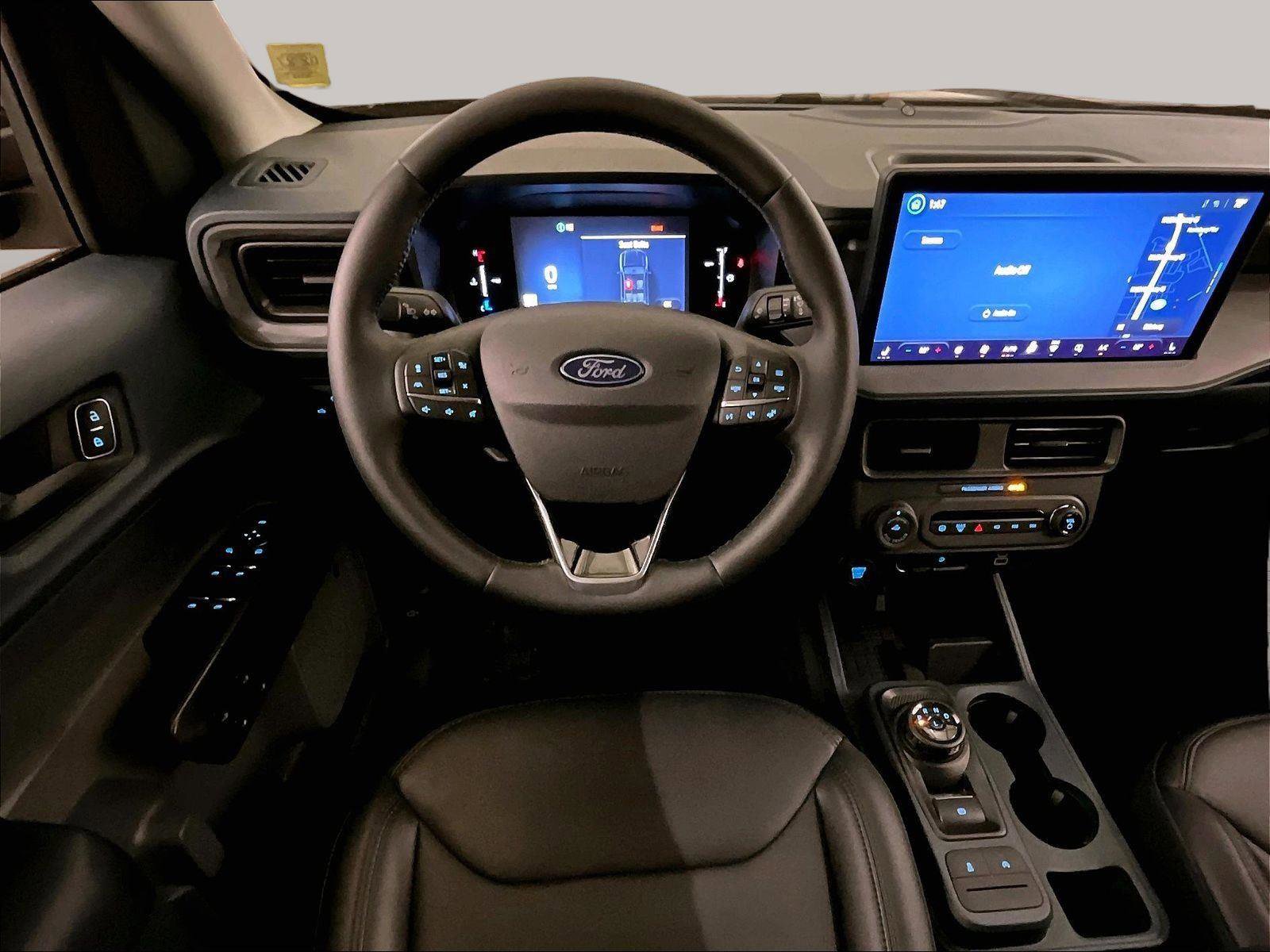 Certified 2025 Ford Maverick Lariat w/ Black Appearance Package image 5