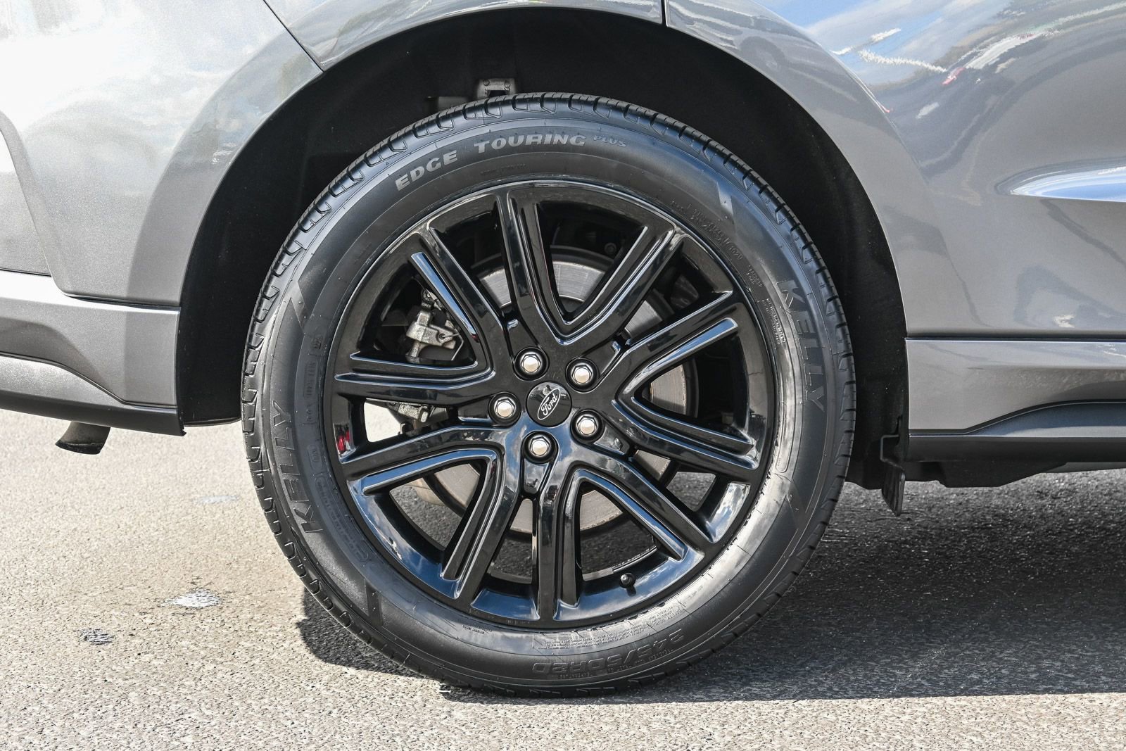 Certified 2023 Ford Edge ST-Line image 9