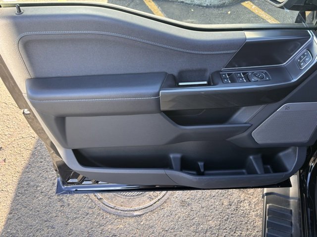 Certified 2022 Ford F150 Lariat w/ Equipment Group 502A High image 19