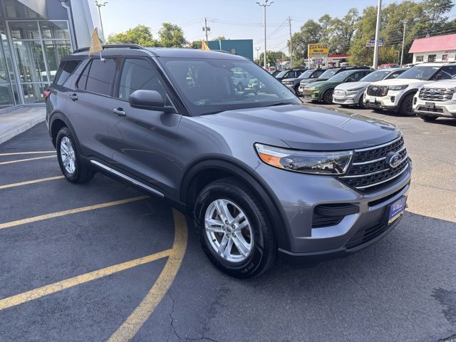 Certified 2022 Ford Explorer XLT image 8