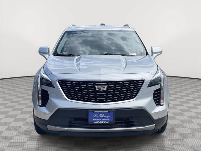 Used 2019 Cadillac XT4 Premium Luxury w/ Enhanced Visibility Package FWD image 4