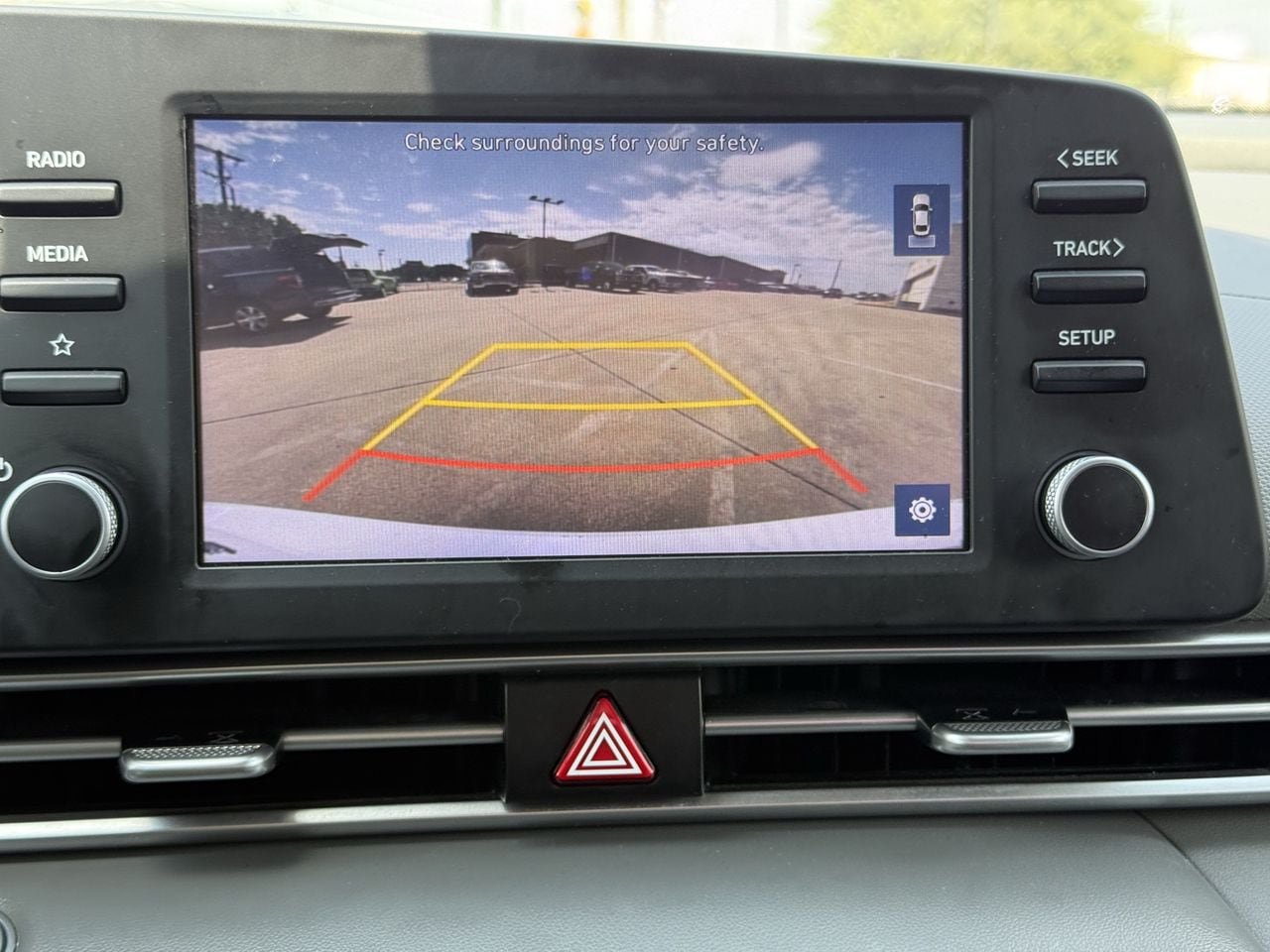Used 2023 Hyundai Elantra SEL FWD image 18
