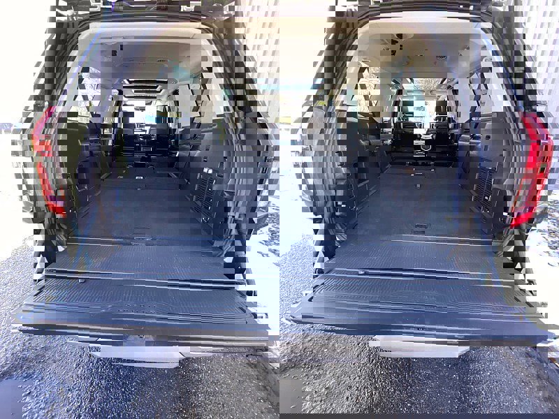 Certified 2025 Ford Expedition Max Platinum image 48