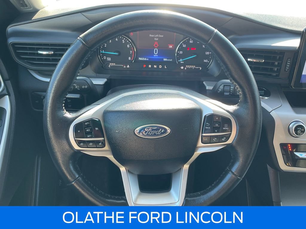 Certified 2023 Ford Explorer XLT image 24