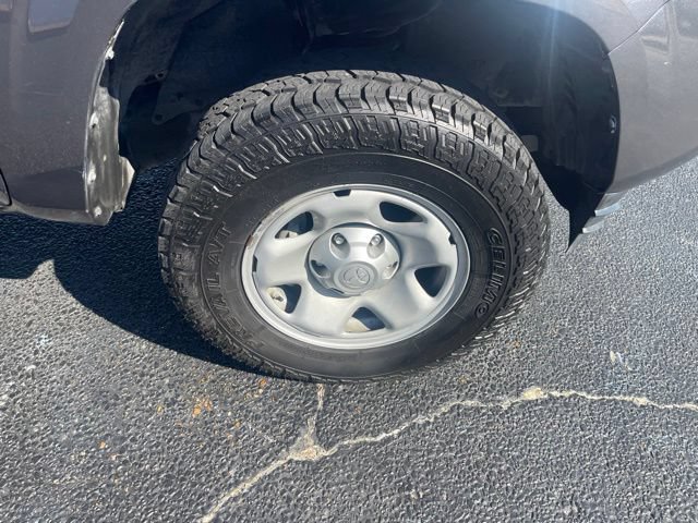 Used 2023 Toyota Tacoma SR5 RWD image 10