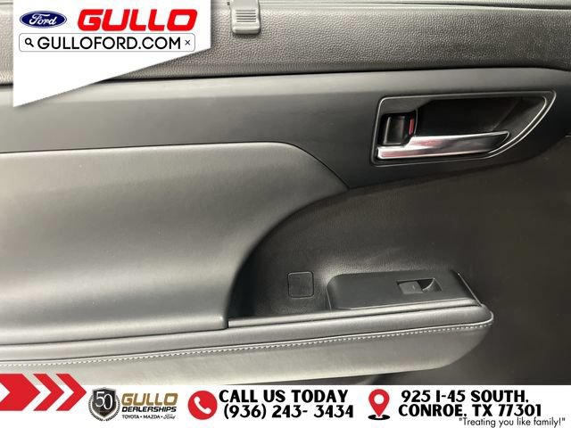 Used 2022 Toyota Highlander XLE FWD image 16