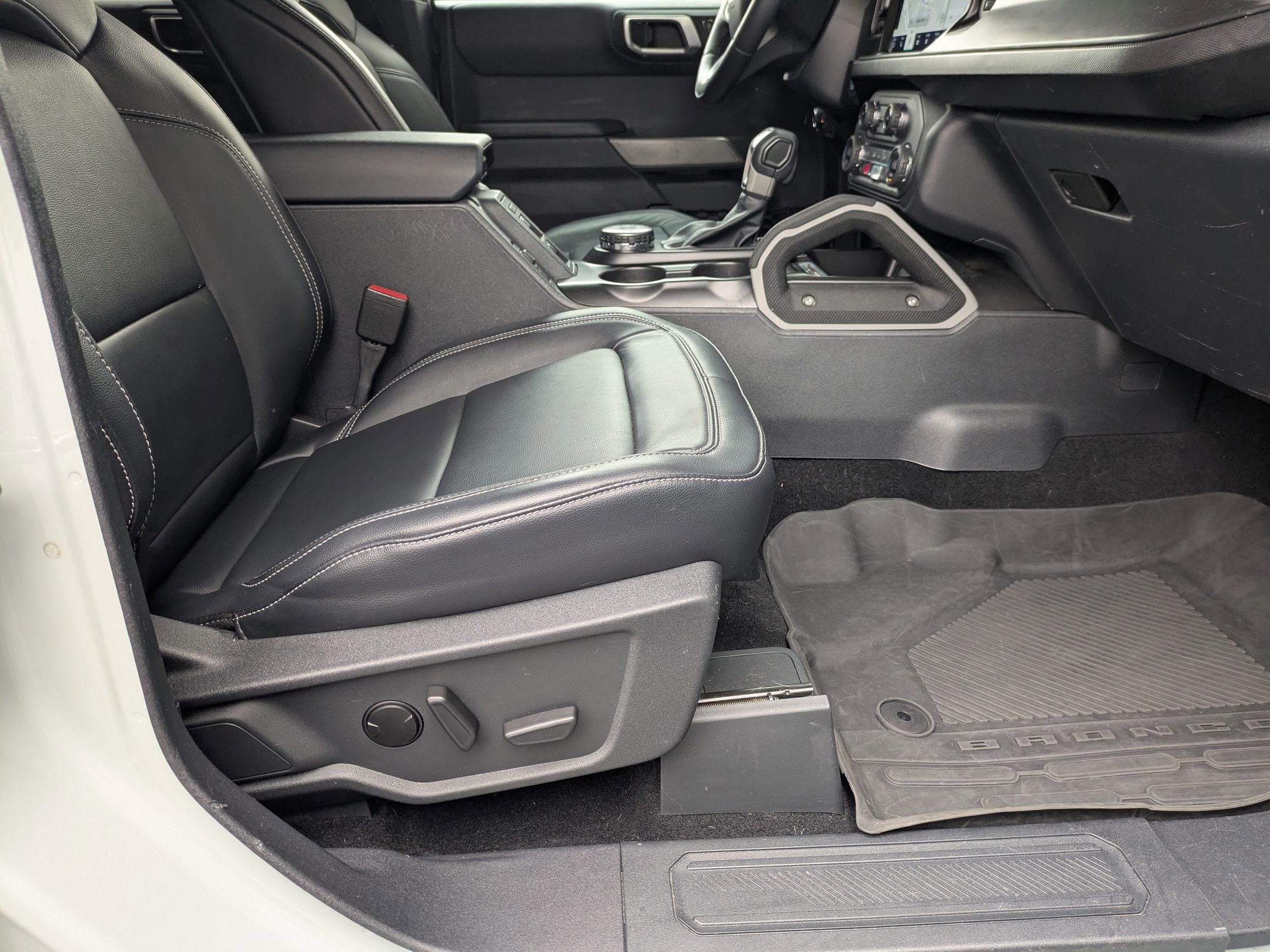 Certified 2021 Ford Bronco First Edition image 37