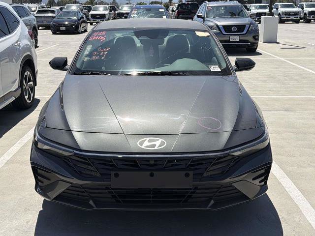 Used 2025 Hyundai Elantra SEL FWD image 15