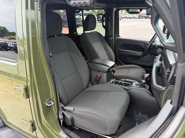 Used 2022 Jeep Wrangler Unlimited Sport AWD/4WD image 38