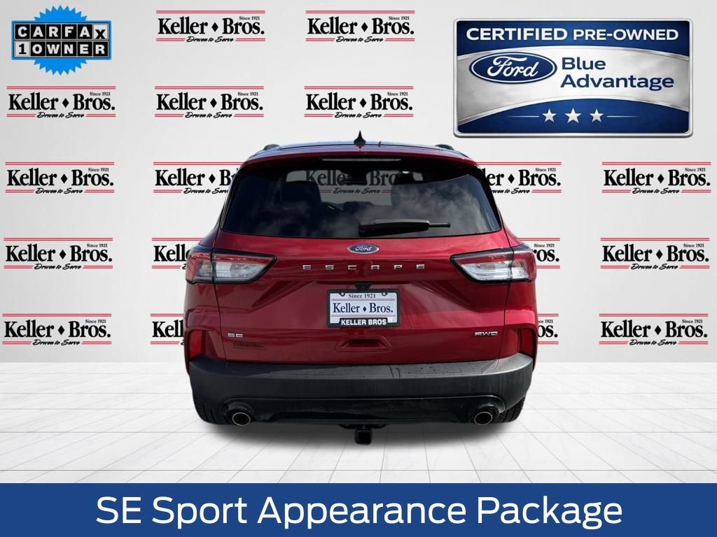 Certified 2022 Ford Escape SE w/ SE Sport Appearance Package image 4