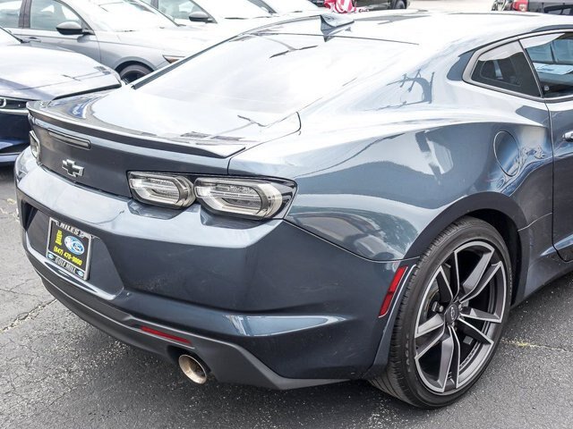 Used 2021 Chevrolet Camaro LT w/ RS Package RWD image 9