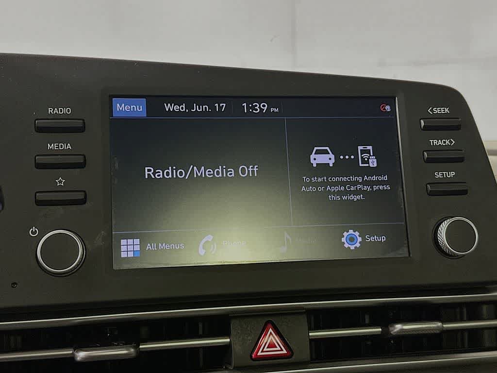 Used 2022 Hyundai Elantra SEL FWD image 15