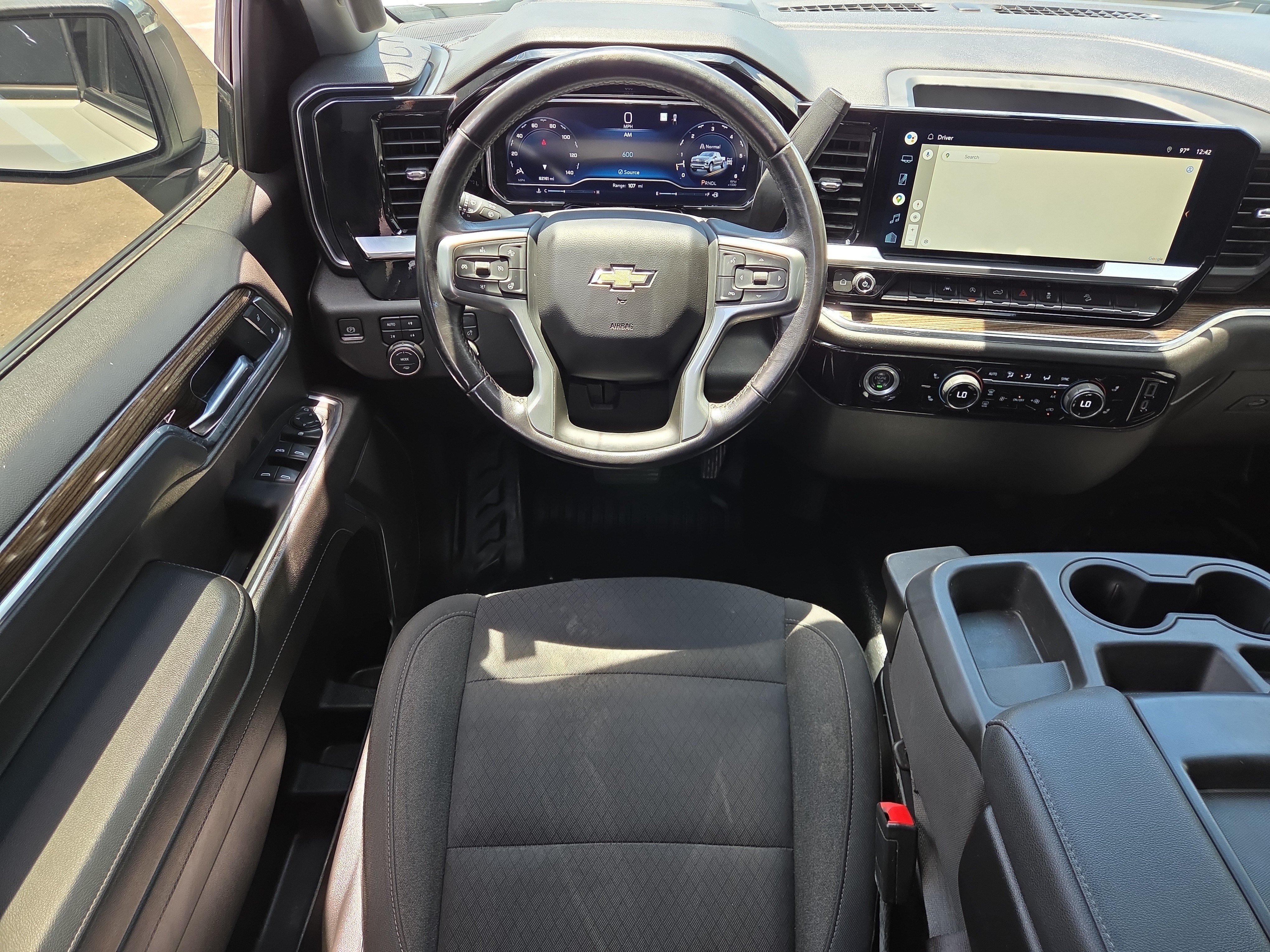 Used 2022 Chevrolet Silverado 1500 LT w/ Z71 Off-Road Package AWD/4WD image 12