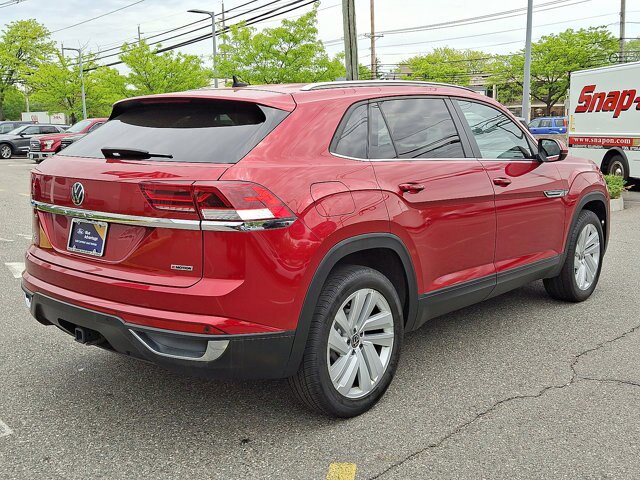 Used 2020 Volkswagen Atlas Cross Sport SE w/ Towing Package AWD/4WD image 17