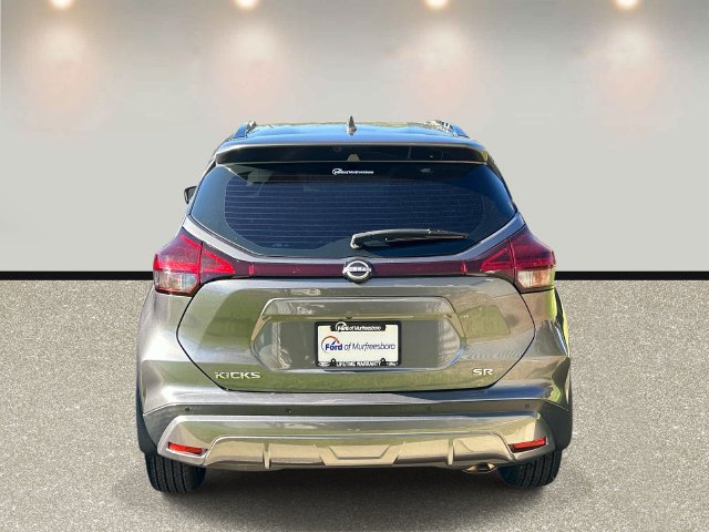 Used 2022 Nissan Kicks SR FWD image 6
