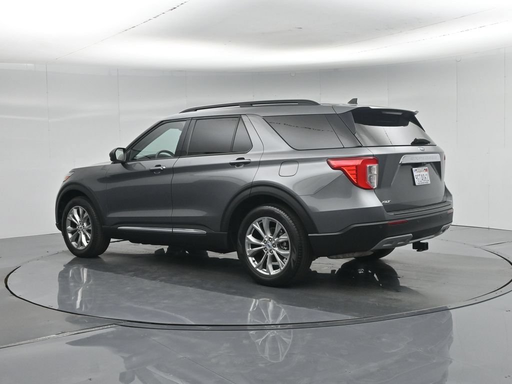 Certified 2023 Ford Explorer XLT w/ Equipment Group 202A RWD image 7