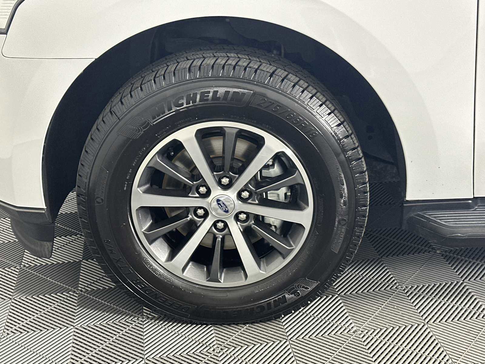 Certified 2020 Ford Expedition XLT image 11