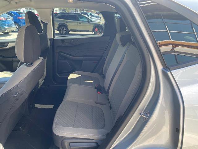 Certified 2022 Ford Escape SE w/ SE Sport Appearance Package AWD/4WD image 17