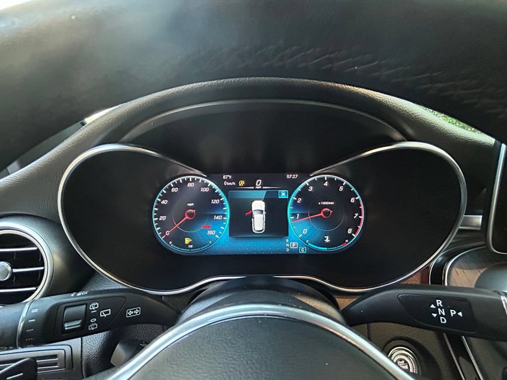 Used 2020 Mercedes-Benz GLC 300 image 38