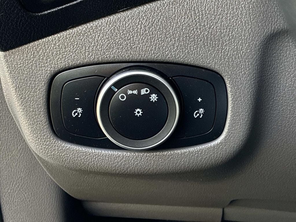 Certified 2022 Ford Transit Connect XL FWD image 23