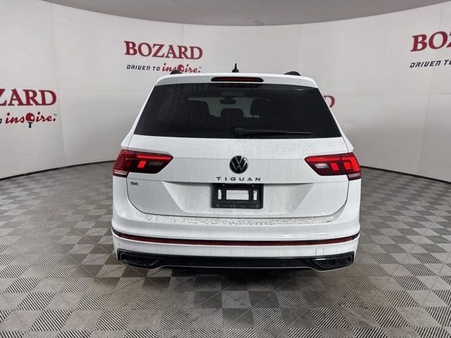 Used 2022 Volkswagen Tiguan SE R-Line image 4