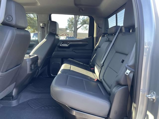 Used 2025 Chevrolet Silverado 1500 LT Trail Boss w/ LT Trail Boss Premium Package AWD/4WD image 11