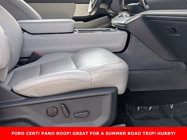 Certified 2025 Ford Expedition Active AWD/4WD image 31