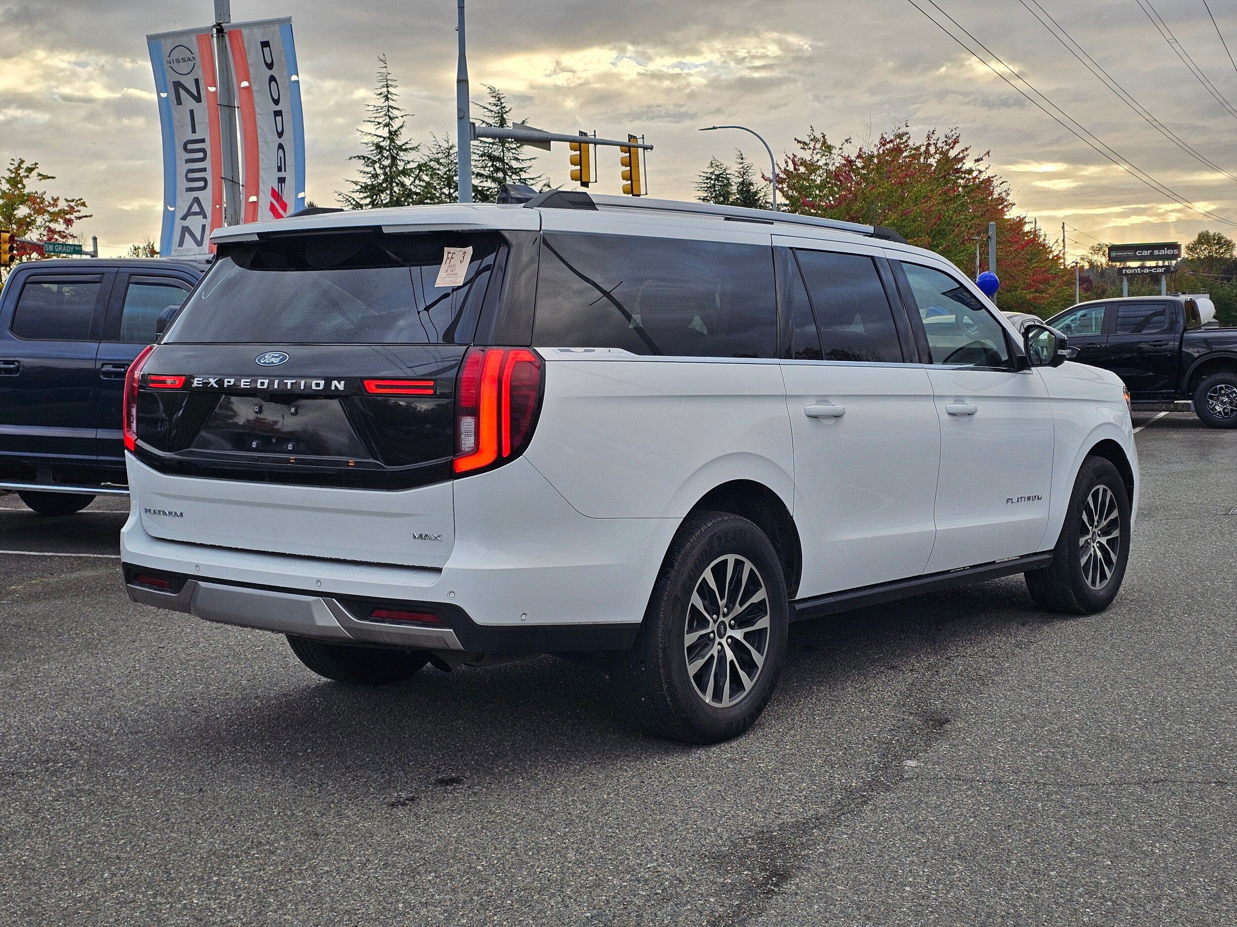 Certified 2025 Ford Expedition Max Platinum AWD/4WD image 5